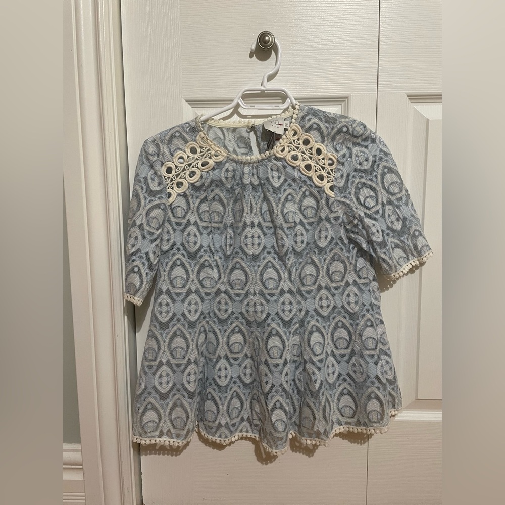 Anthropologie HD in Paris Womens Signa Blue Lace Peplum Top Cut Out - Picture 4 of 4